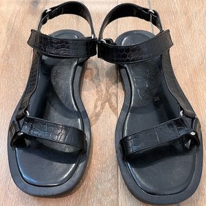 Zara strappy black leather sandals